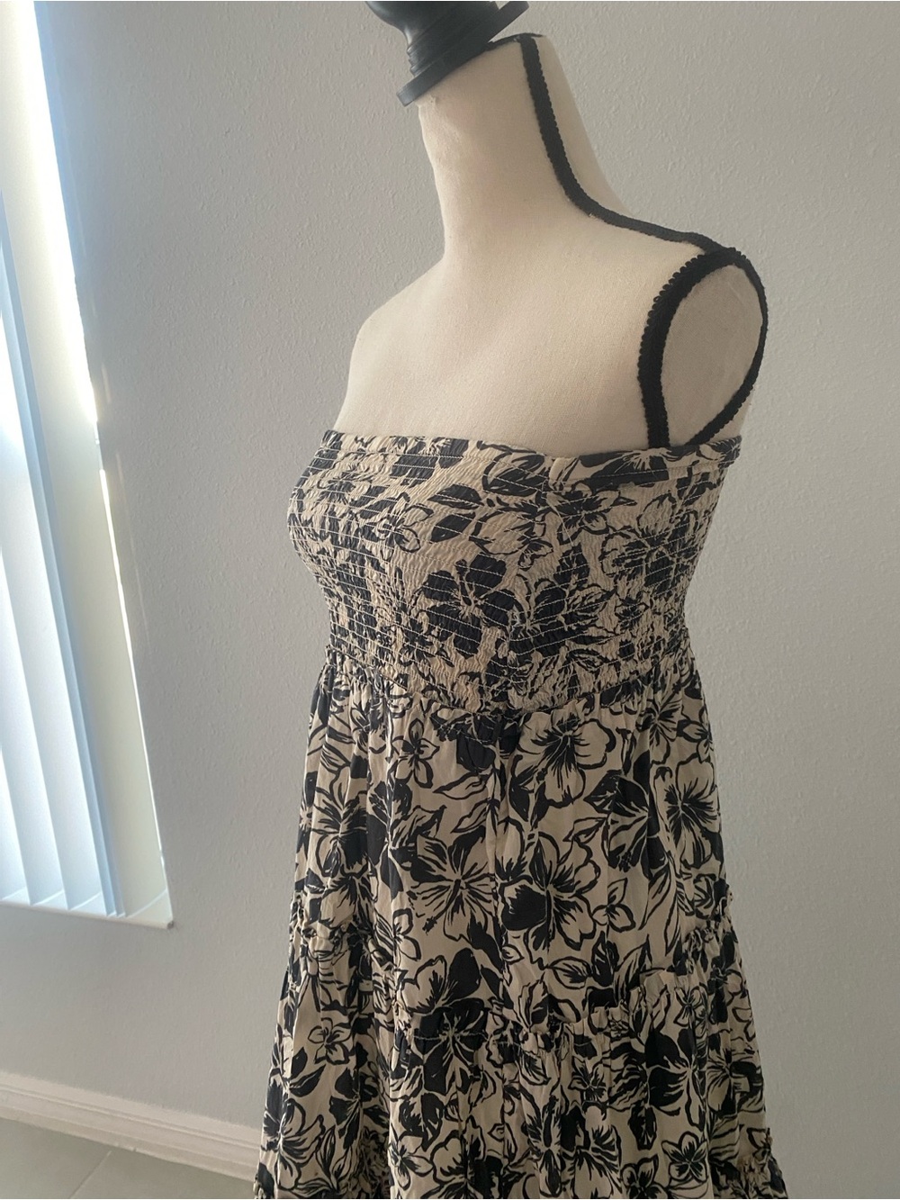 AMERICAN EAGLE Women strapless, floral print sundress | S - Picture 4 of 11